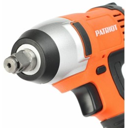 Гайковерт ударный аккумуляторный PATRIOT  BR 180Li-1/2  [180301140] { две батареи Li-ion, 18V, 1,5 Ah, 140 Нм, большой кейс, зарядка за 1 час }